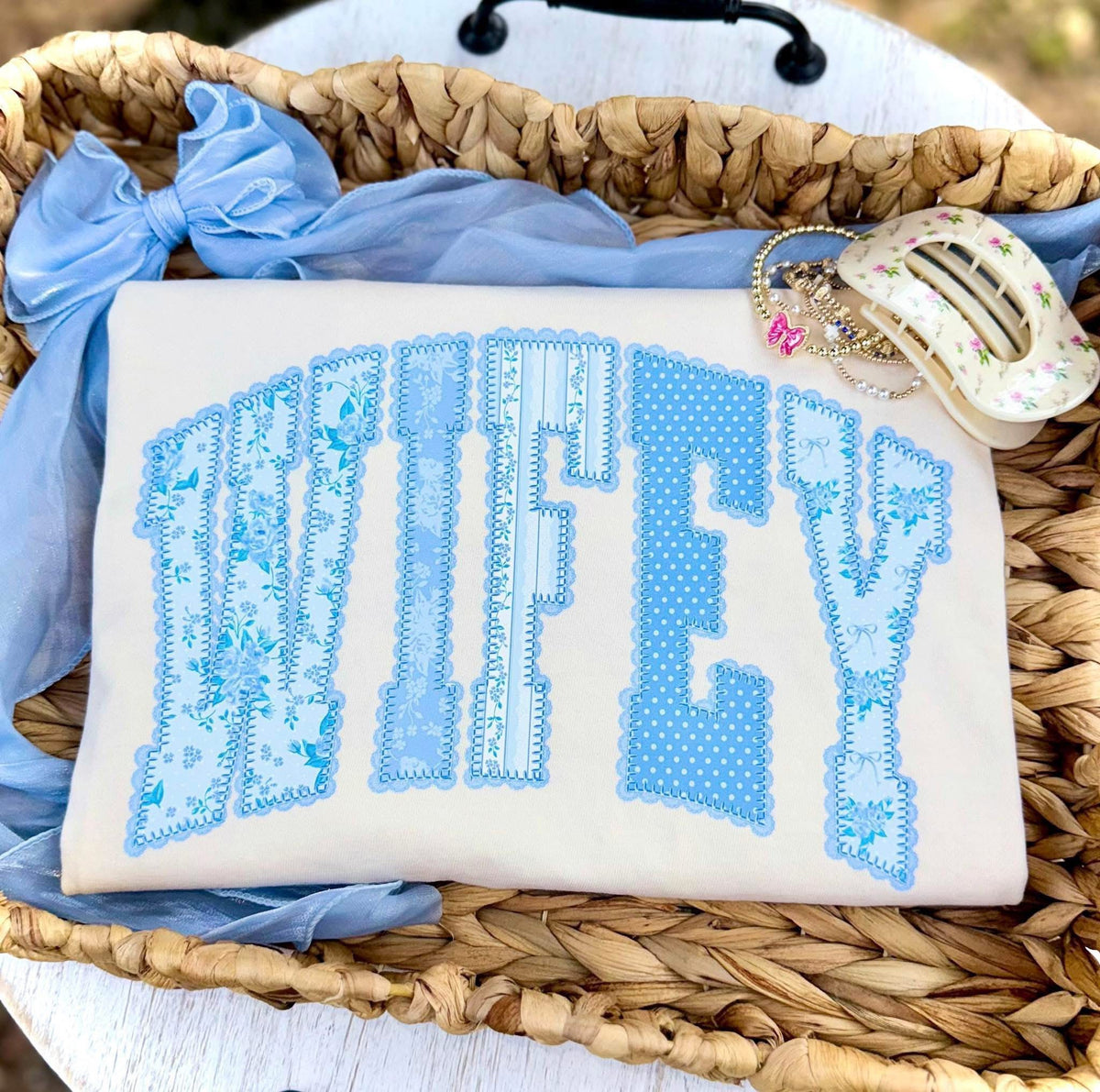 Wifey Lace DP CC Tee